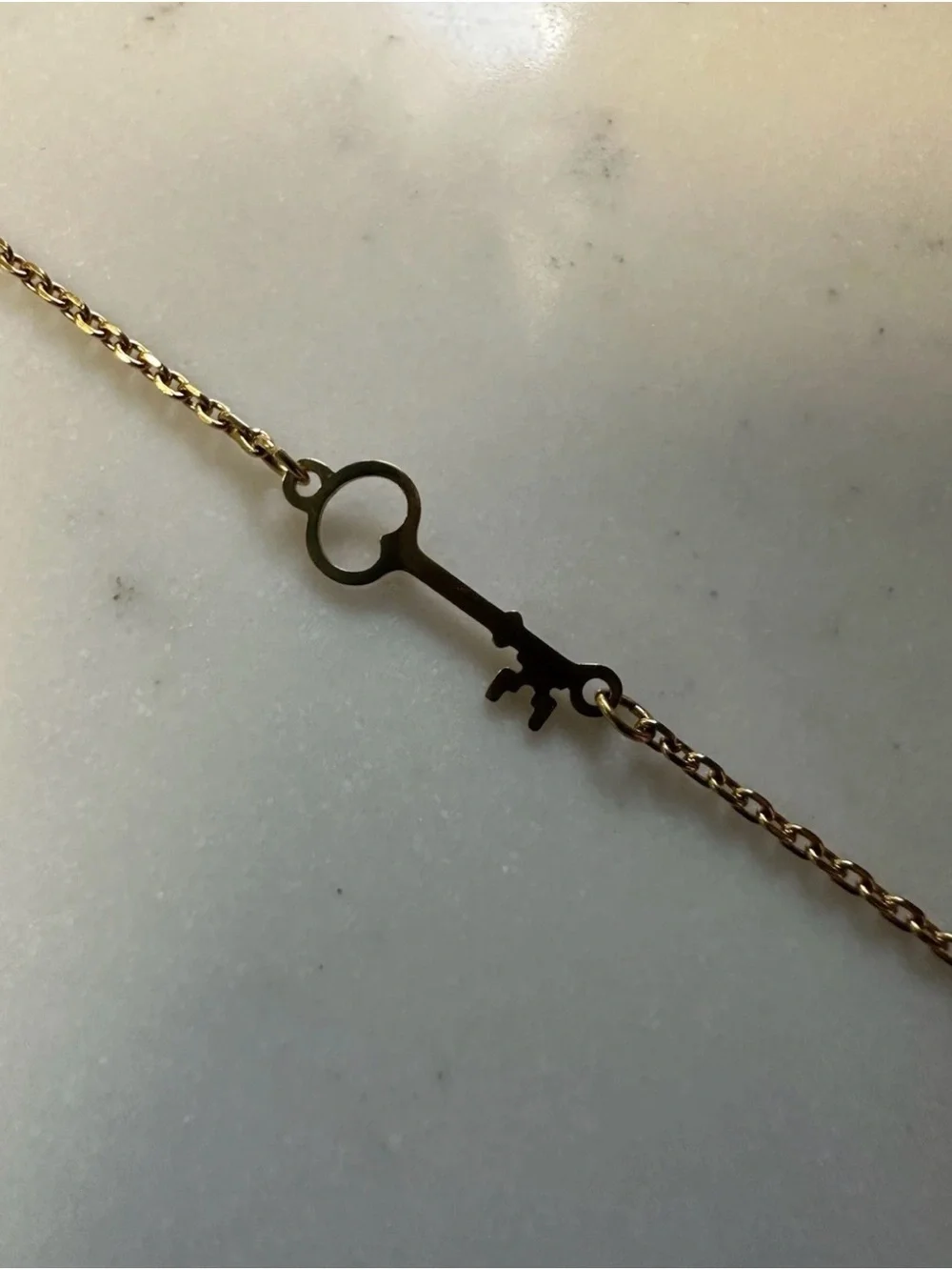 Marina De Buchi MDB Key Dainty Charm Bracelet GoldAdjustable Lobster 8